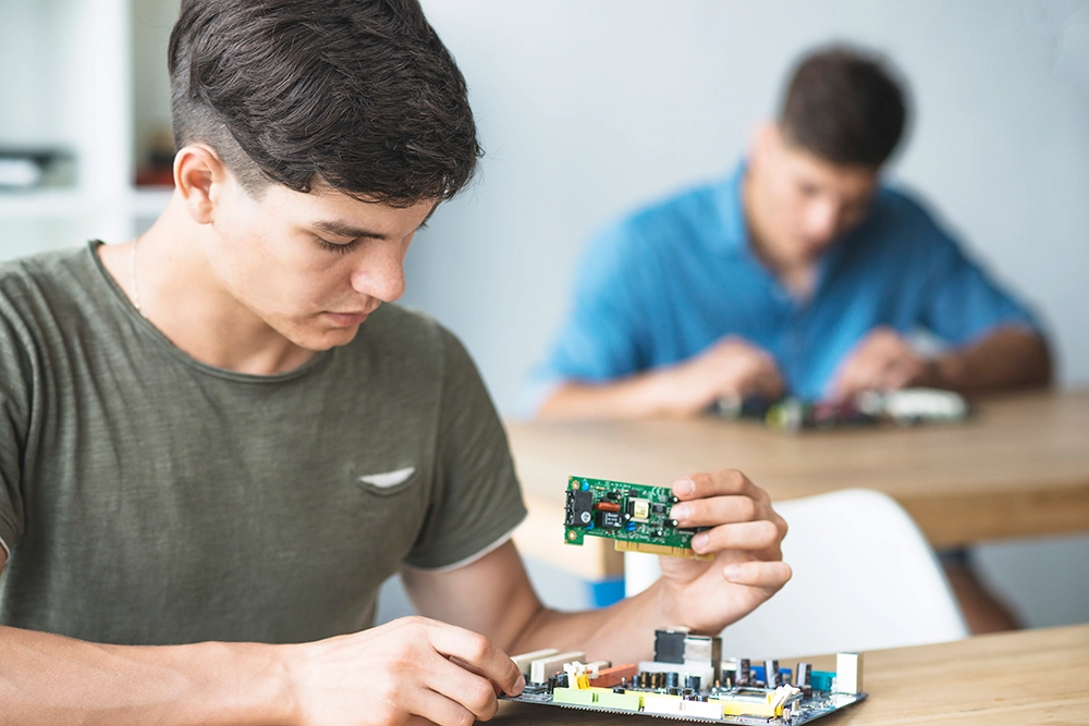 career counselling in Electronics & Semiconductor Systems